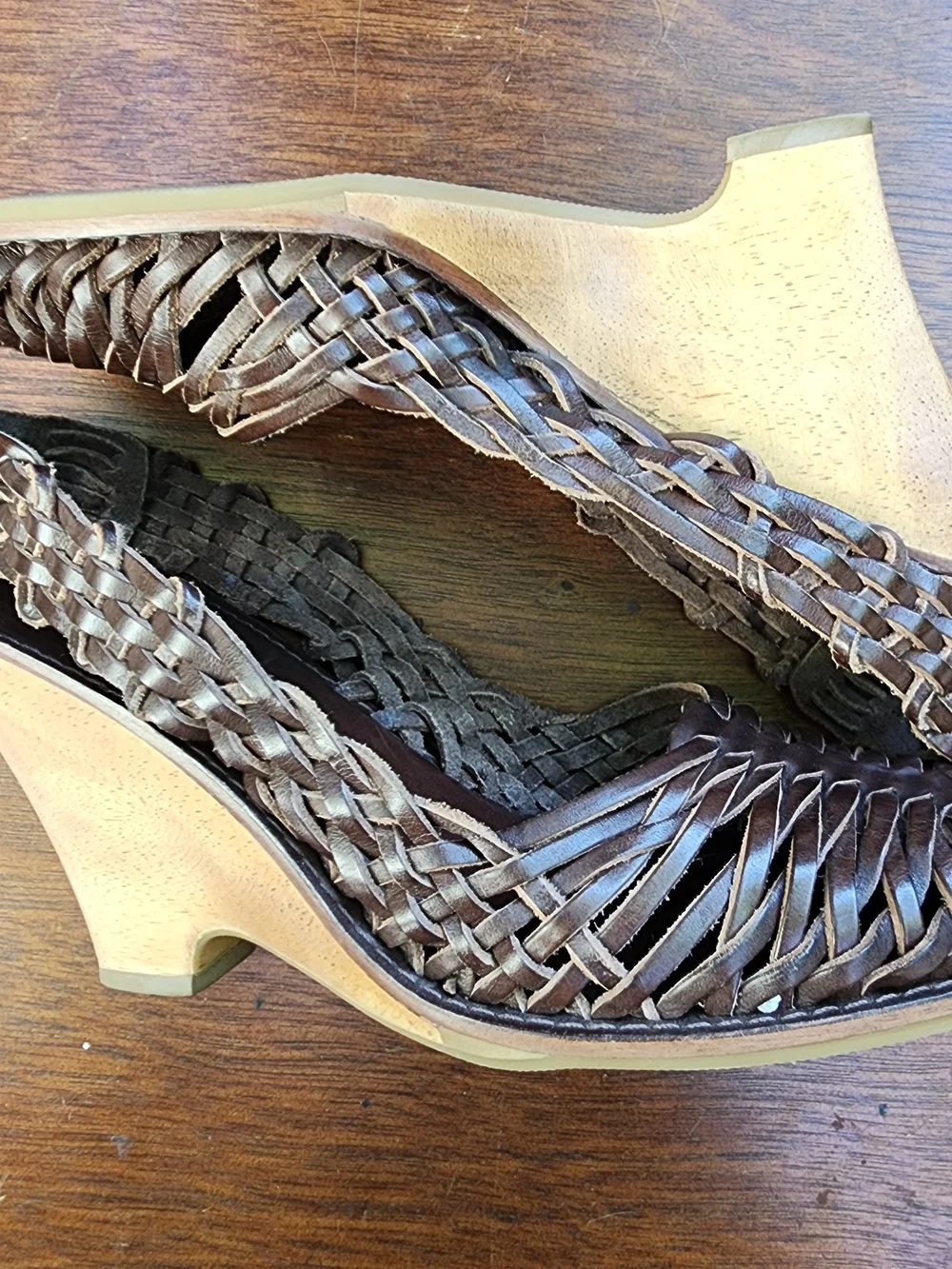 Michael Kors Vachetta Brown Woven Leather Huarache Slingback Wedge Sandals Sz 8